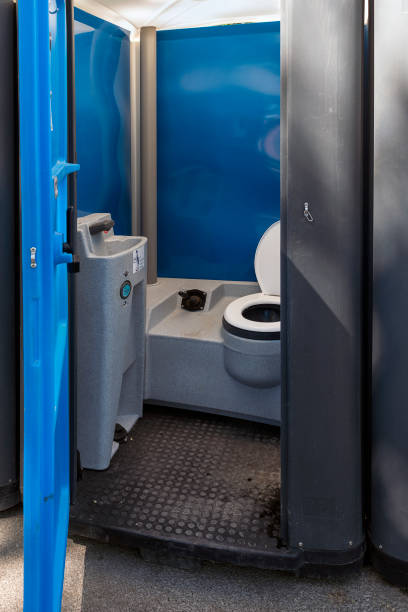 Best Portable restroom trailer rental  in Weatherford, OK