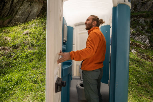 Best Portable restroom trailer rental  in Weatherford, OK